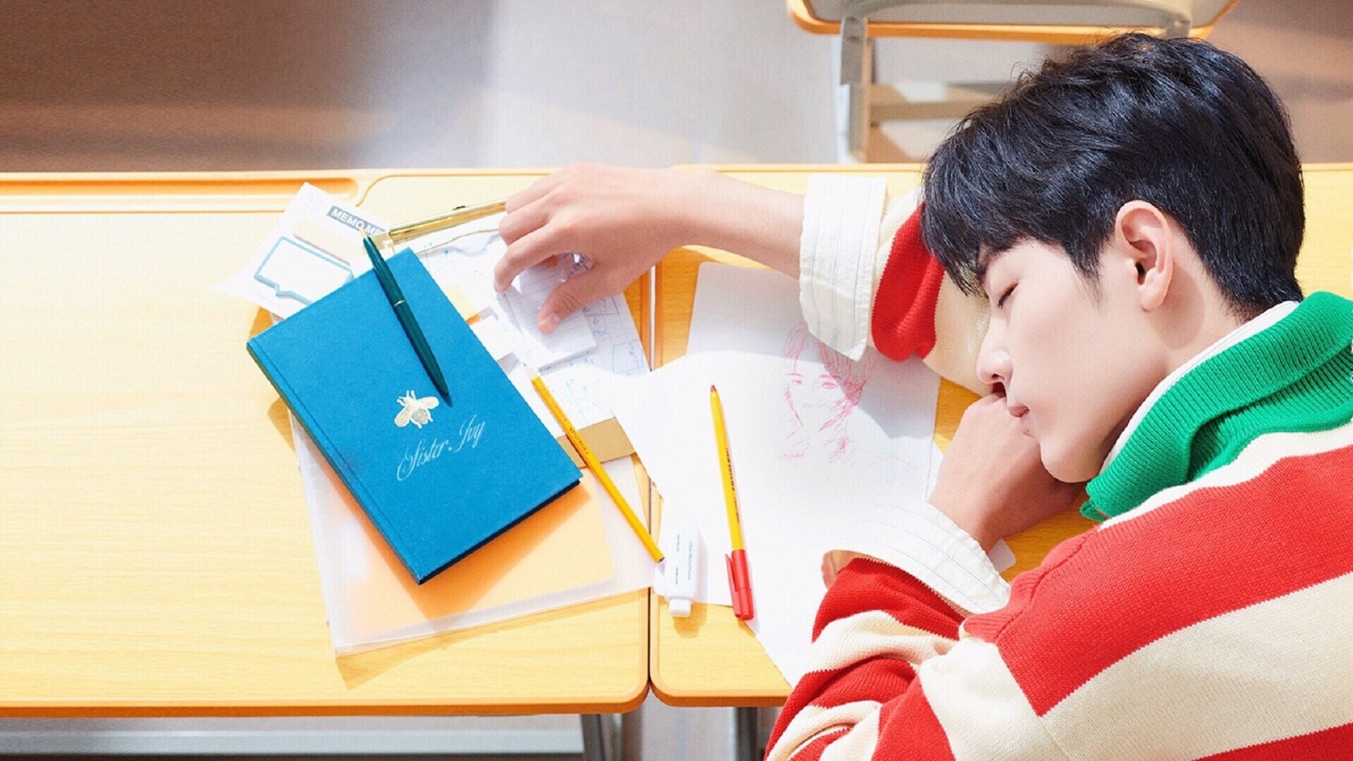 曼城挑战阿贾克斯:各自实力碰撞,曼城签阿克