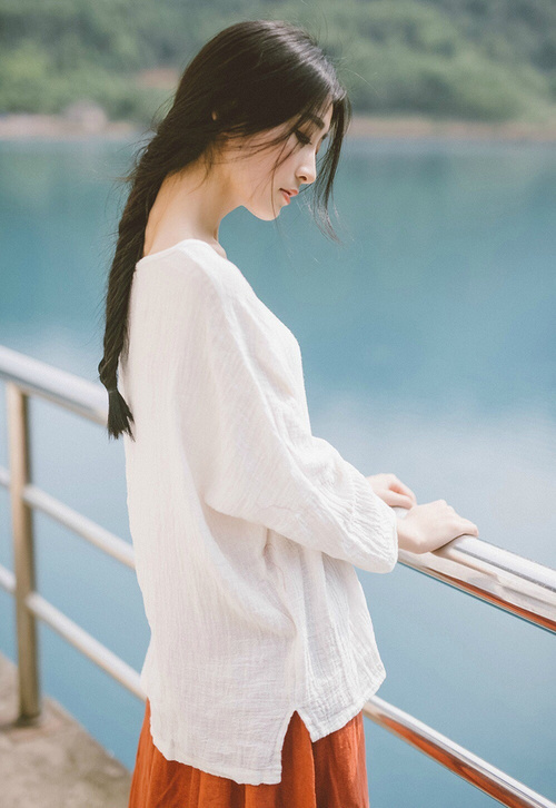 开云网页版登录入口-皇家马德里后卫回归赛场，球队士气大增，皇家马德里历史中后卫