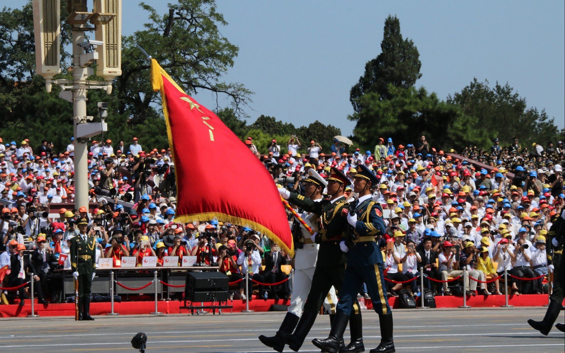 Kaiyun APP-里尔主场大胜安格斯，领先优势巩固，里尔主场叫什么