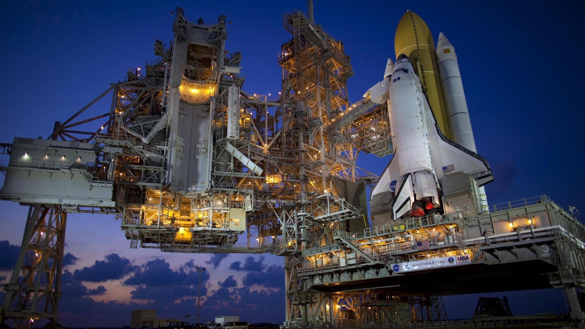 女子接力三国博弈 场面空前紧张，女子接力比赛