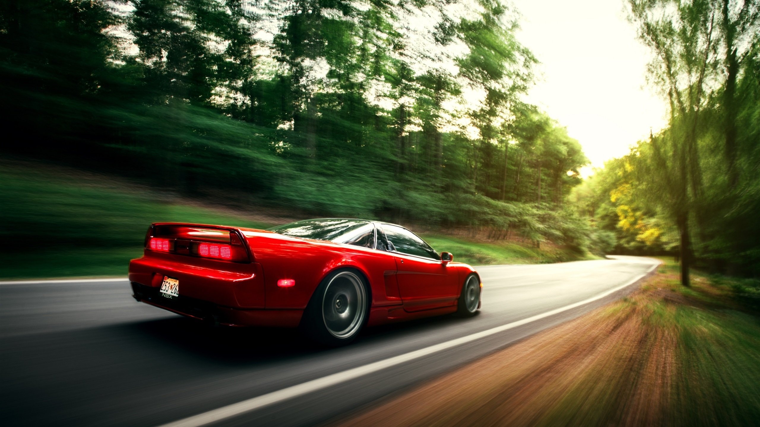 林丹参观羽毛球博物馆引发回忆，林丹羽毛球简介