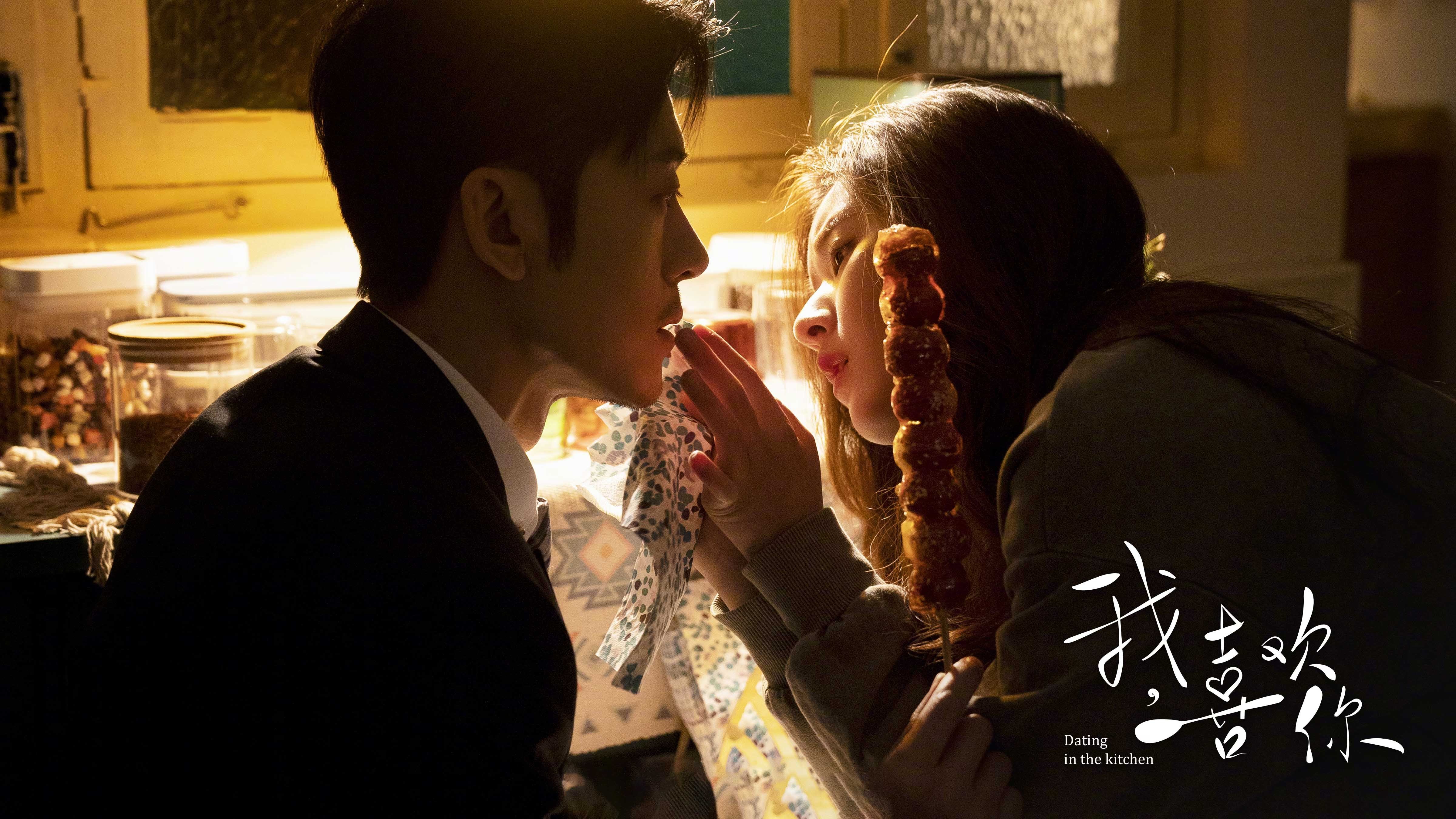 英国队泳姿优雅,技术细腻引关注,英国游泳队队员