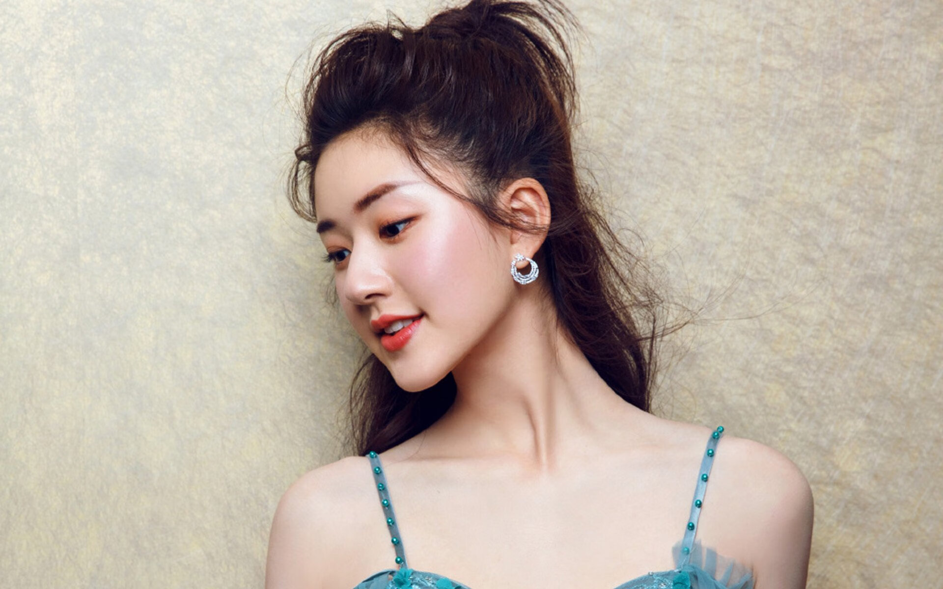 开云官网-跳水赛场比利时完成高难度动作，跳水赛场比利时完成高难度动作是什么